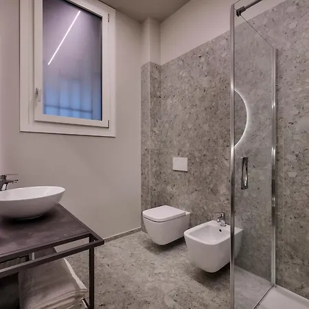 Apartman Bilocale Elegante- Via Sassi,