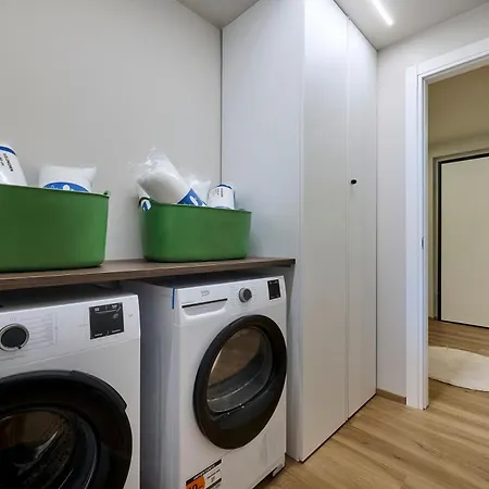 Bilocale Elegante- Via Sassi, Appartamento *